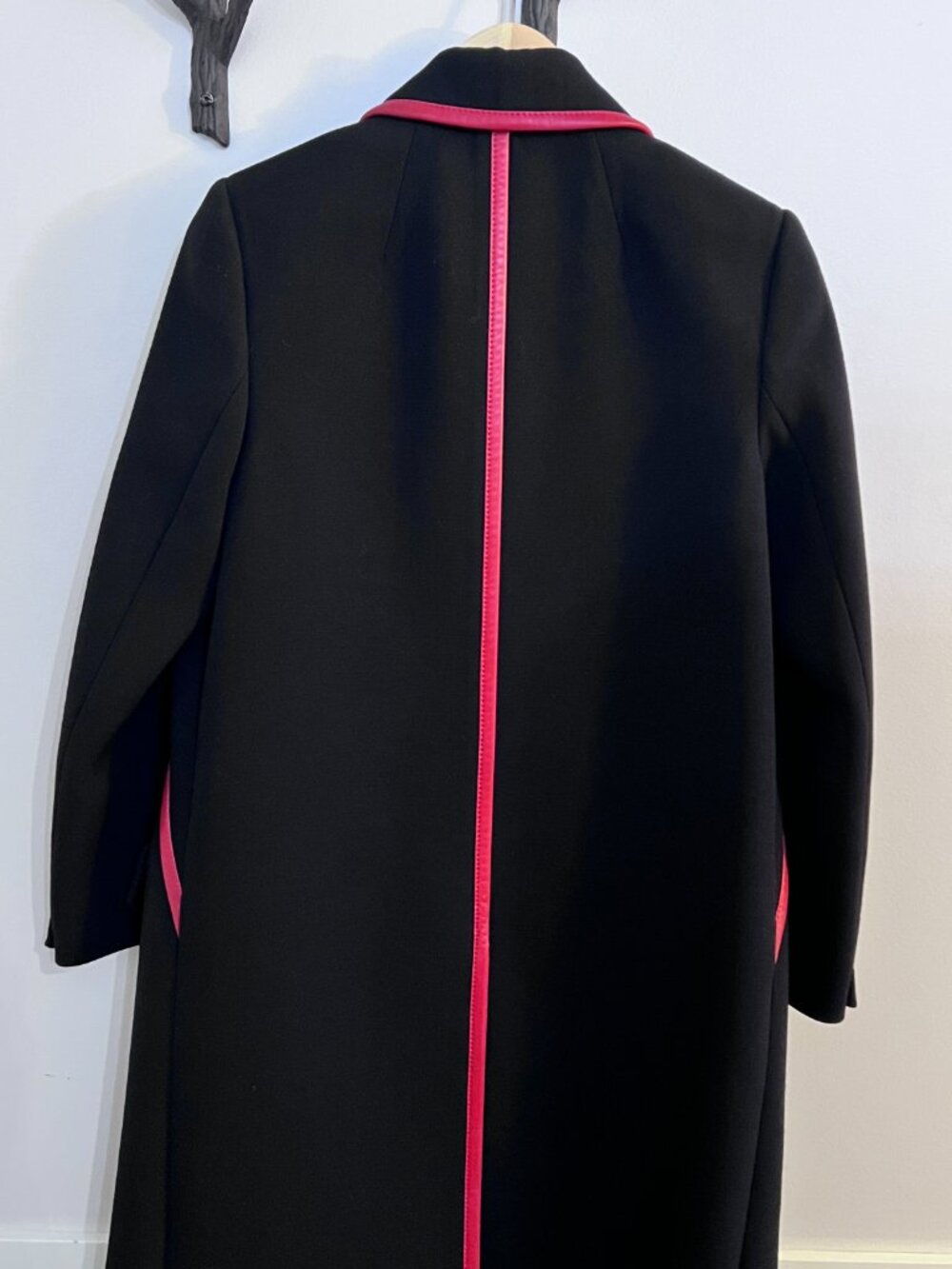 Prada Milano Black Coat Pink Leather Trim Made in Italy Size 40 - Picture 2 of 8